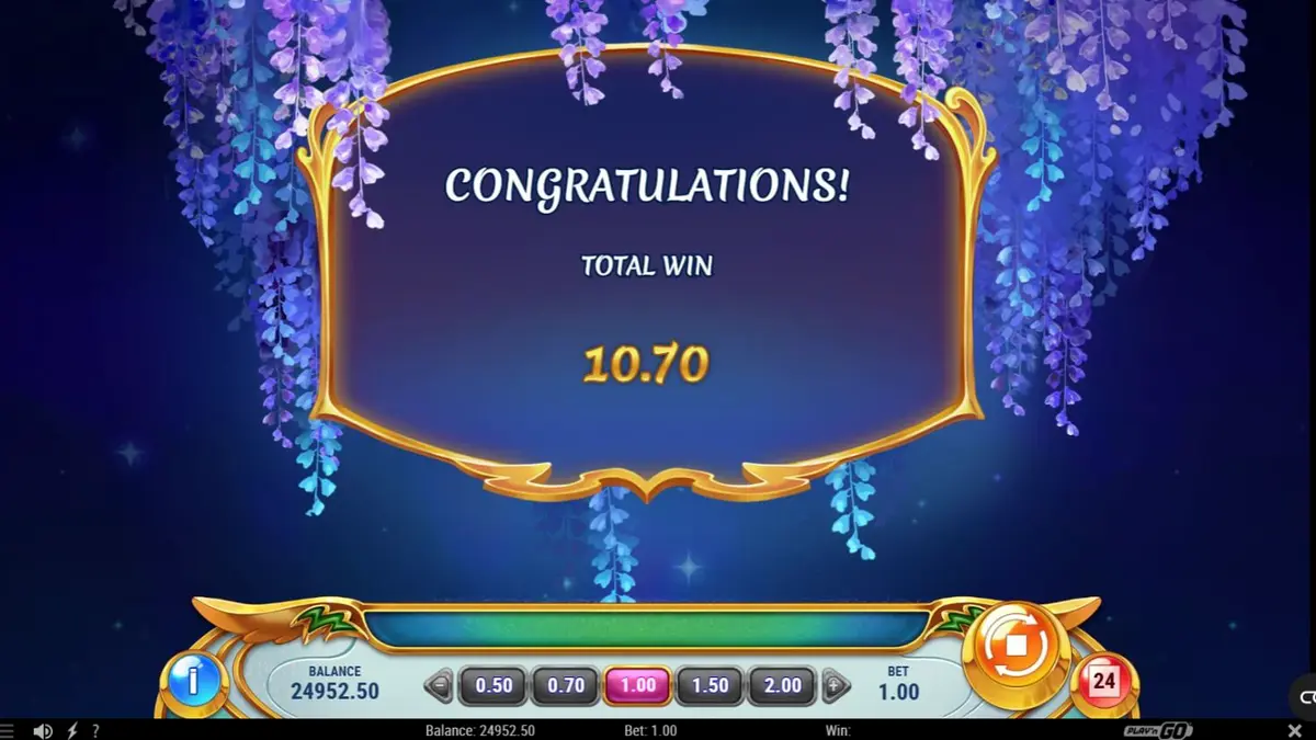 Tampilan visual slot Midnight Princess Extreme dengan latar belakang kosmik dan tiga karakter putri anime.